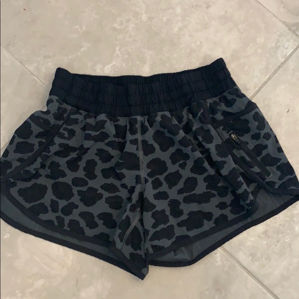 Lululemon Women’s shorts
